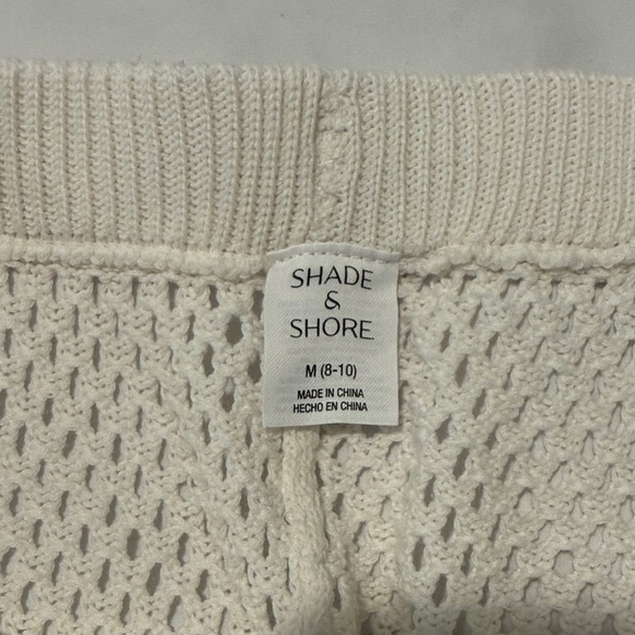 Shade & Shore White Knit bathing suit shorts cover up - Picture 3 of 4